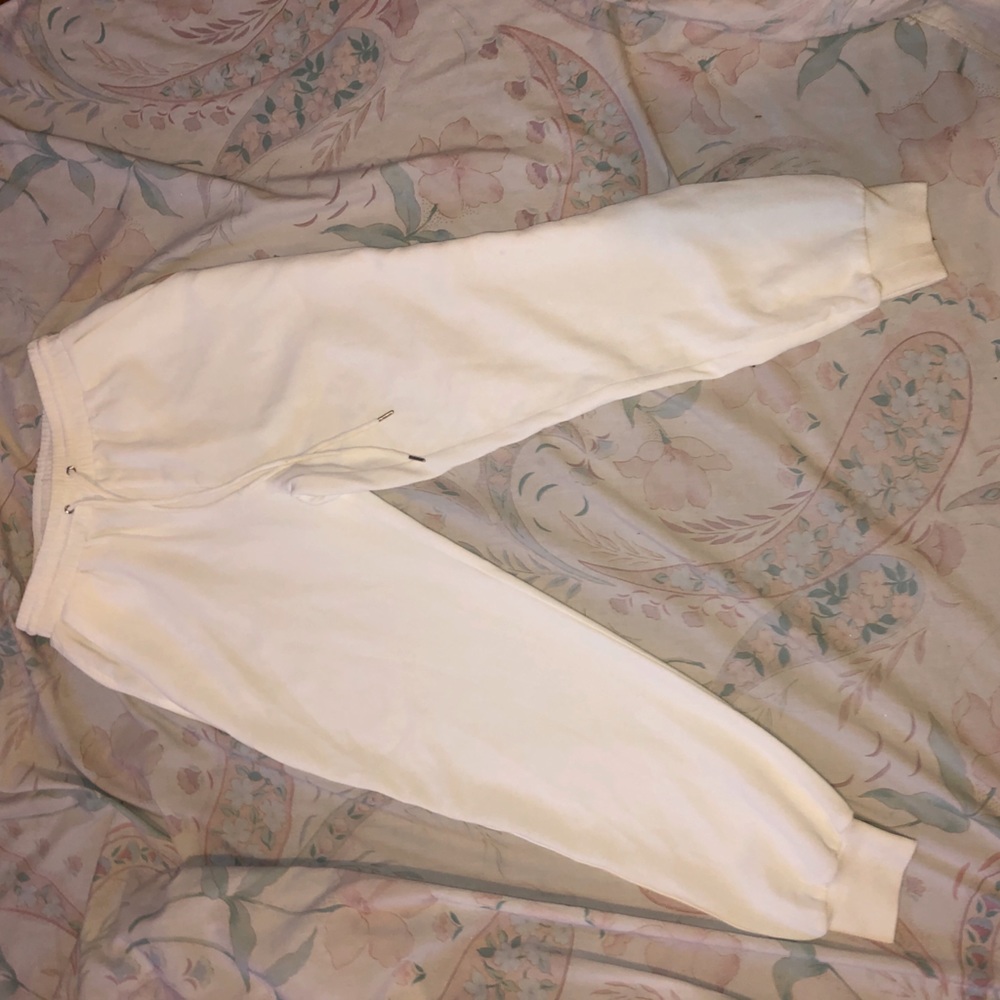 Women’s joggers